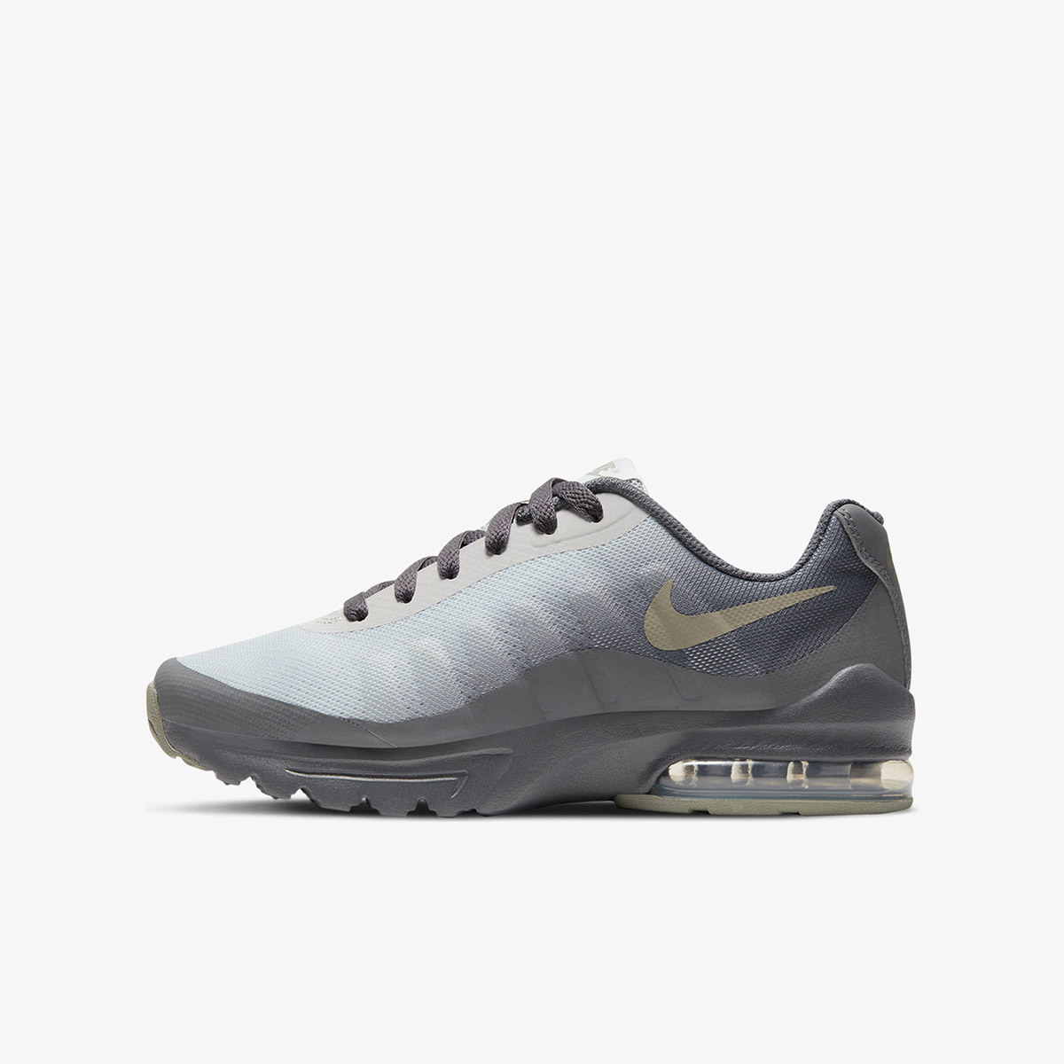 Nike invigor patike outlet