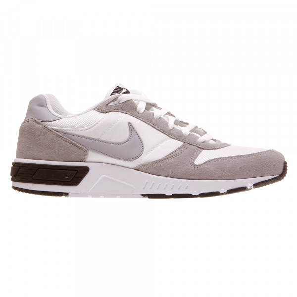 Nike patike nightgazer top