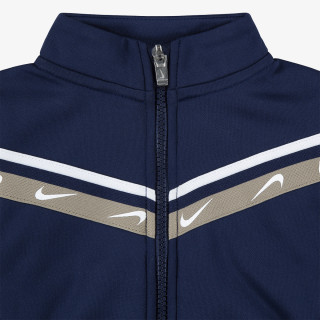 Nike Trenerka Club 