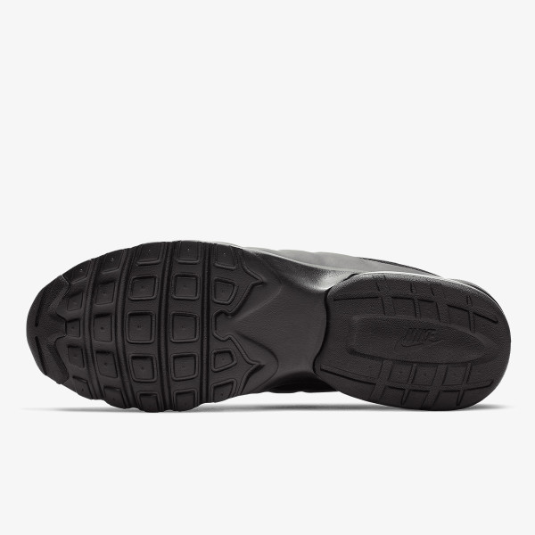 Nike invigor crne online