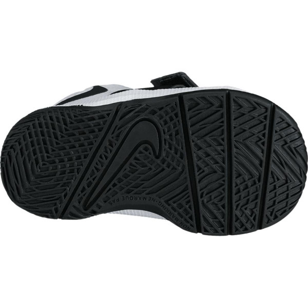 Nike Patike NIKE TEAM HUSTLE D 8 (TD) 