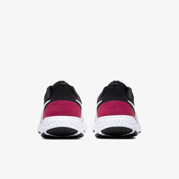 Nike Patike WMNS NIKE REVOLUTION 5 