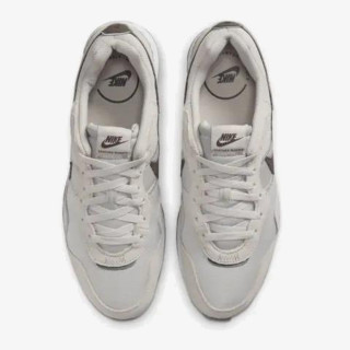 Nike Venture Runner 