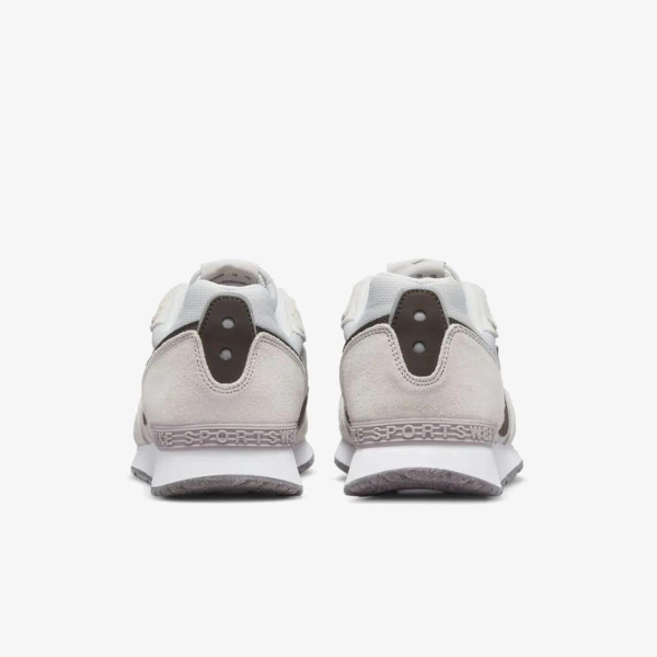 Nike Venture Runner 