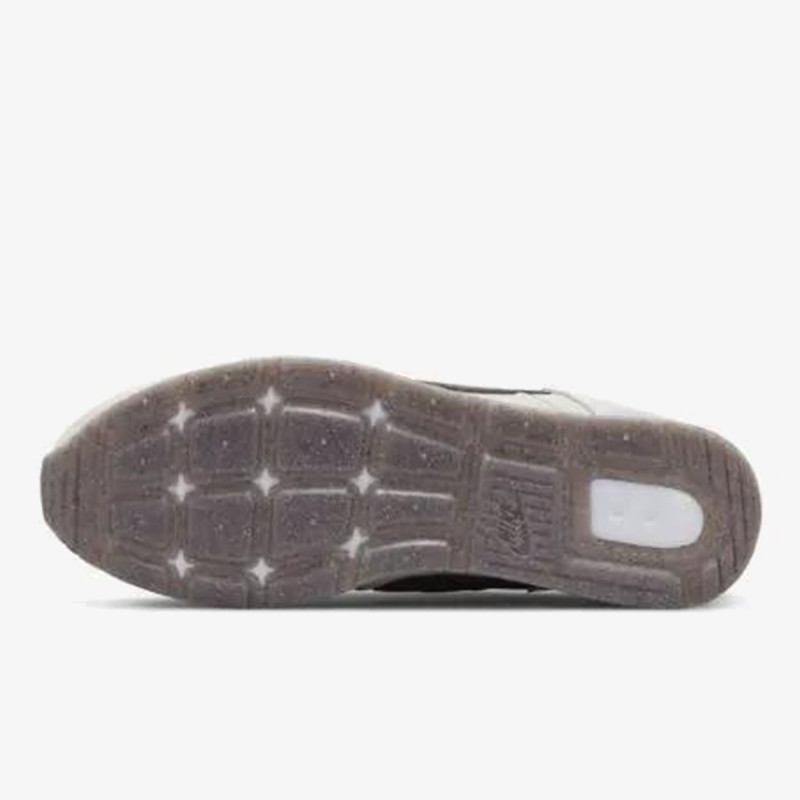 Nike Venture Runner 