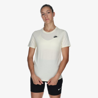 Nike Majica Sportswear Club Essential 