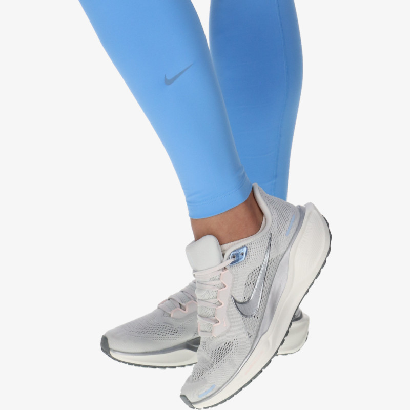 Nike Helanke One 