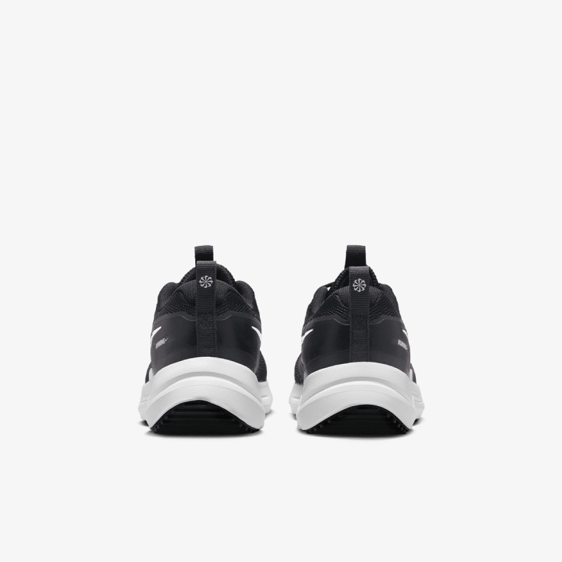 Nike Patike Cosmic Runner 