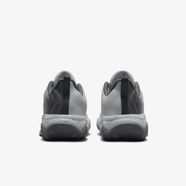 Nike Giannis Immortality 4 