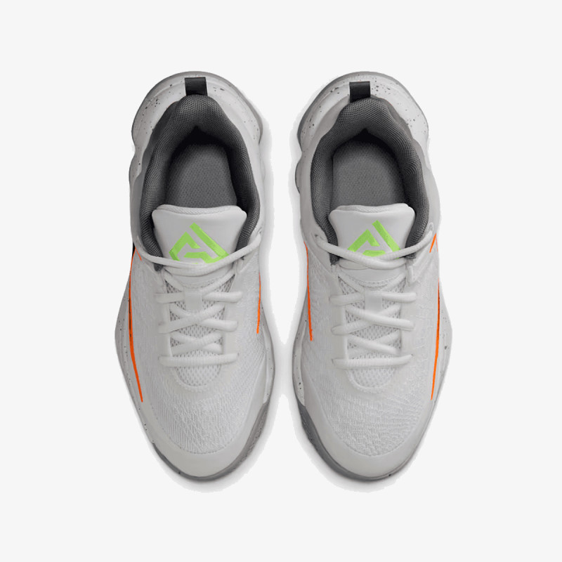 Nike Giannis Immortality 4 