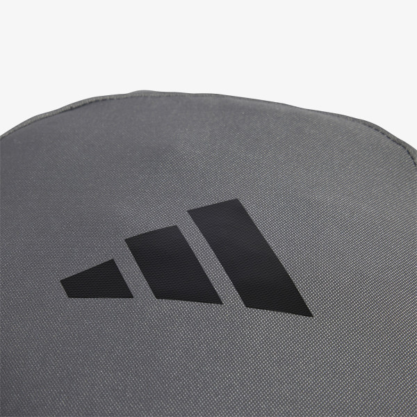 adidas CLSC PCASE BP 
