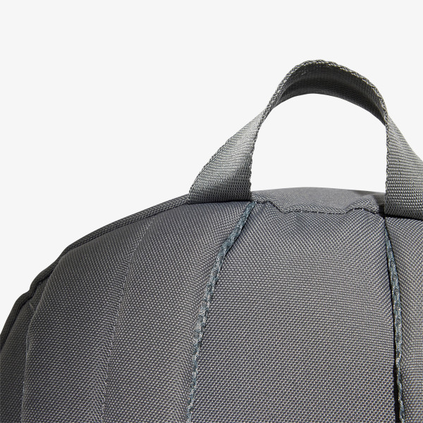 adidas CLSC PCASE BP 
