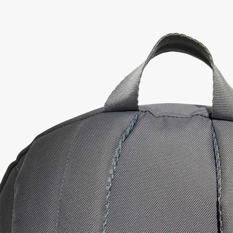 adidas CLSC PCASE BP 