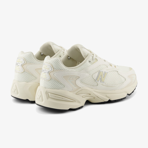 New Balance 725 