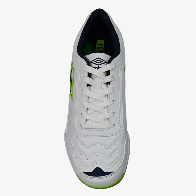 Umbro TACKLE IC 